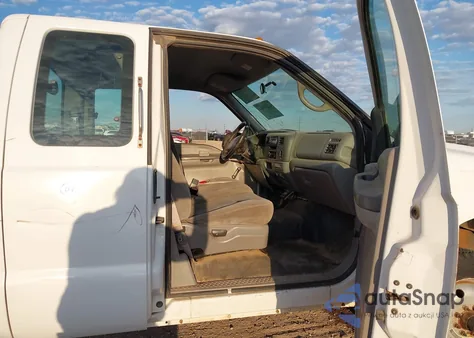 2001 Ford F-350 Lariat/Xl/Xlt из США, поврежденный, VIN 1FTSX31L71EB32093